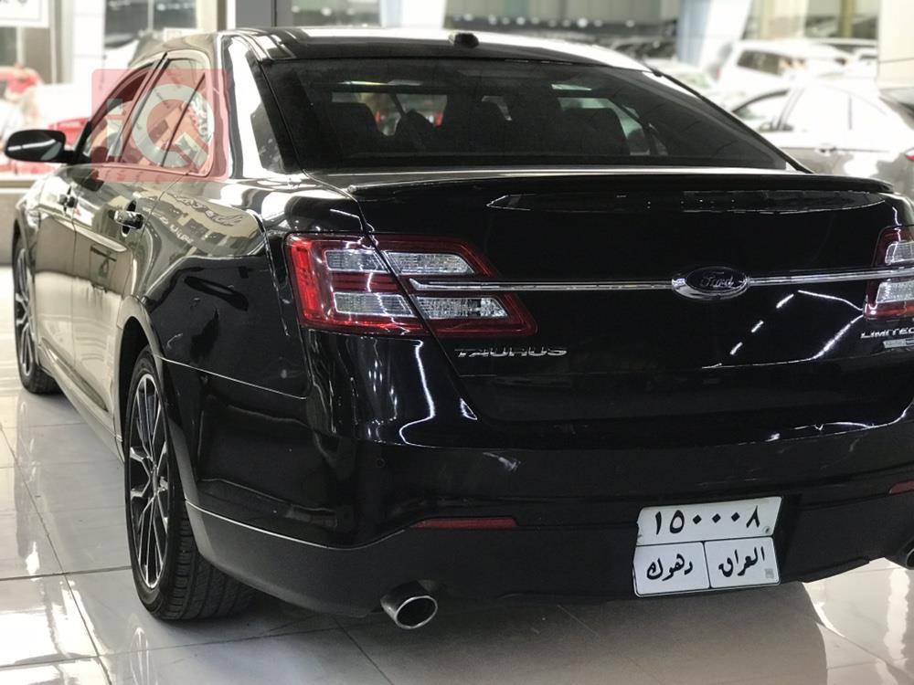 Ford Taurus